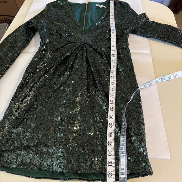 Charlotte Russe Emerald Sequin Dress Jr SzM Deep V Long Sleeve Mini Exposed Zip - Picture 10 of 14